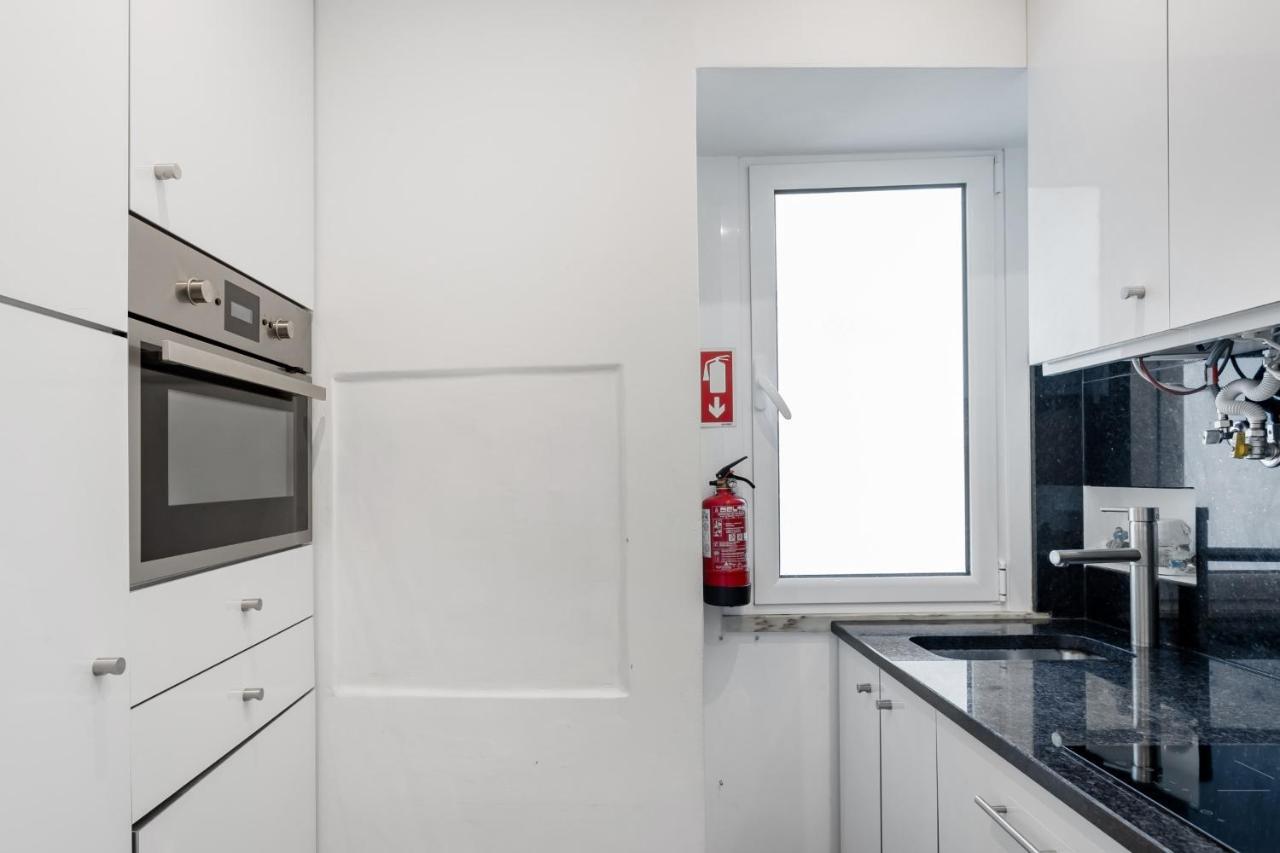 Avenida Da Liberdade Area, Bright And Newly Renovated 2 Bedroom Apartment, Lisbon Historical Center Zewnętrze zdjęcie
